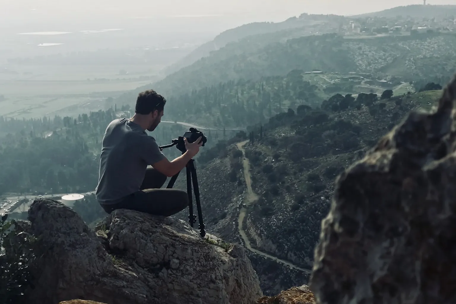 Destination video partnerships: what to secure before filming