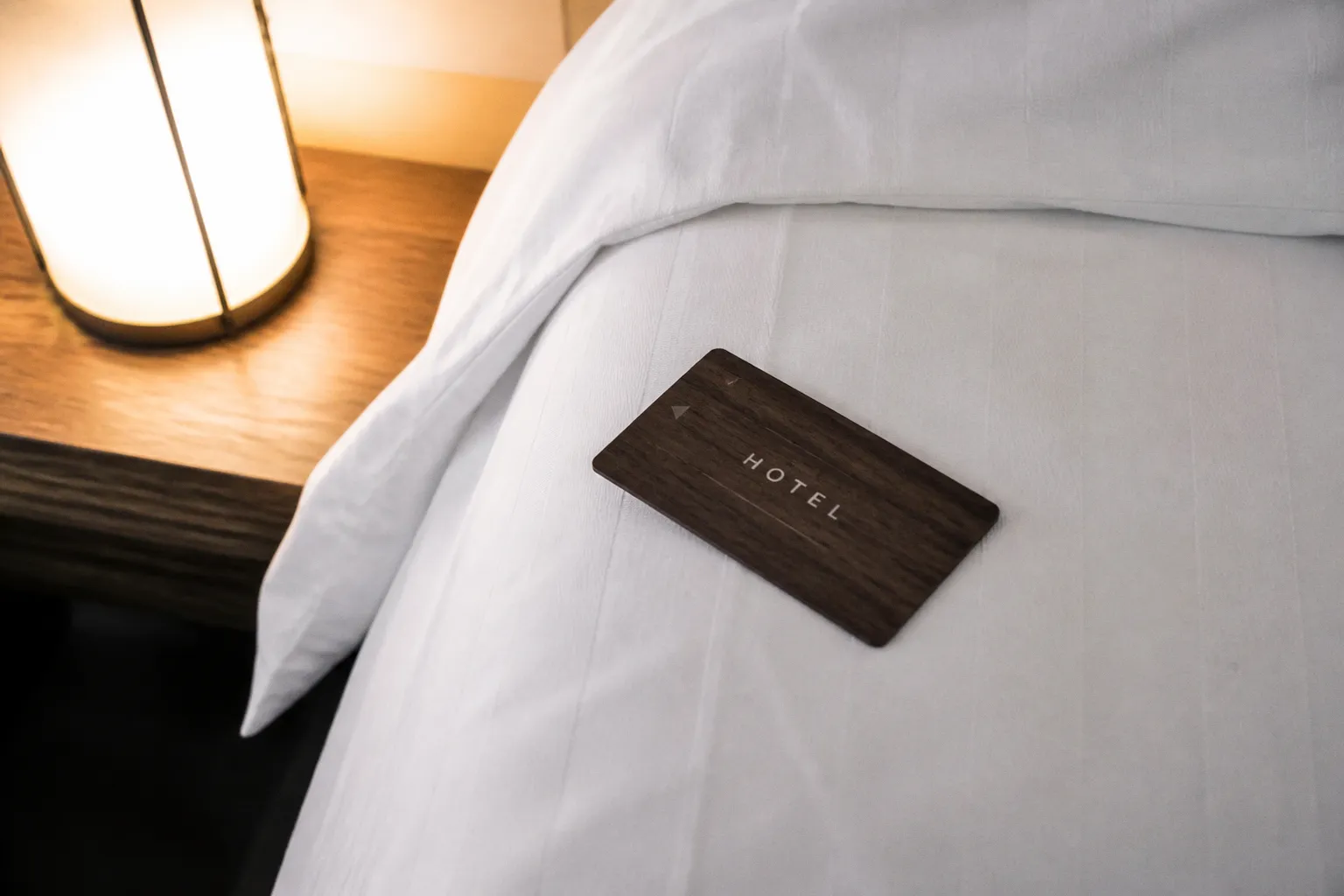 Video above the fold: does it boost hotel bookings?